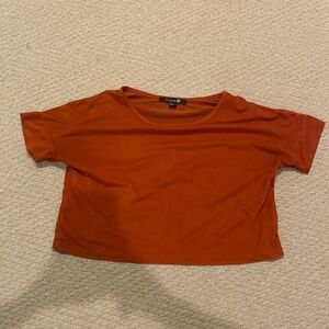 Crop top, never worn
